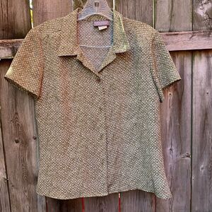 Kathy Ireland Essentials Button Down Top sz. M
